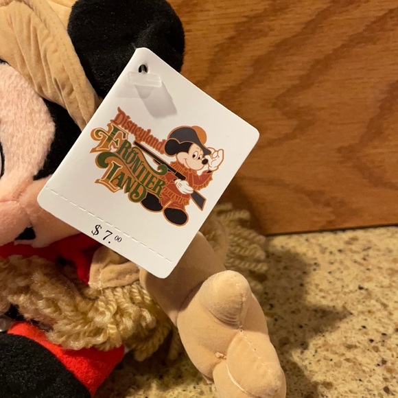 Original NWT Disney Frontierland Minnie beanie plush - Picture 5 of 6